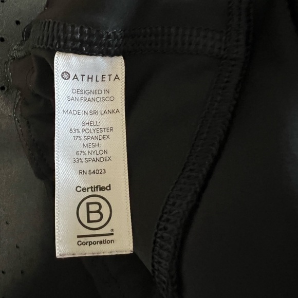 Athleta Velocity Laser Cut Capri Leggings Black Size Small - Picture 7 of 7